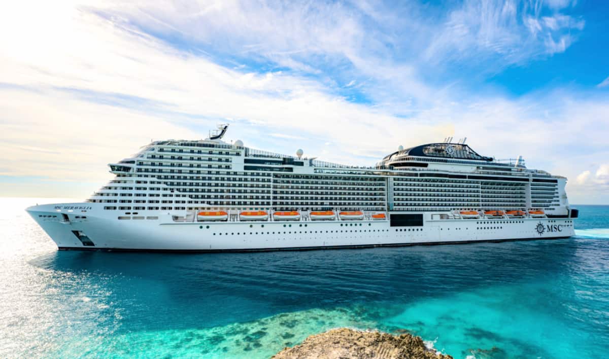 Cruise from New York to Miami, Bermuda and Bahamas on 14 nights for only 1079 CAD including all taxes and fees!