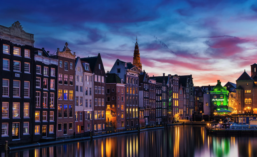 Many dates! One-way direct flight from Calgary to Amsterdam for 236 CAD including GST in January-February⚡️