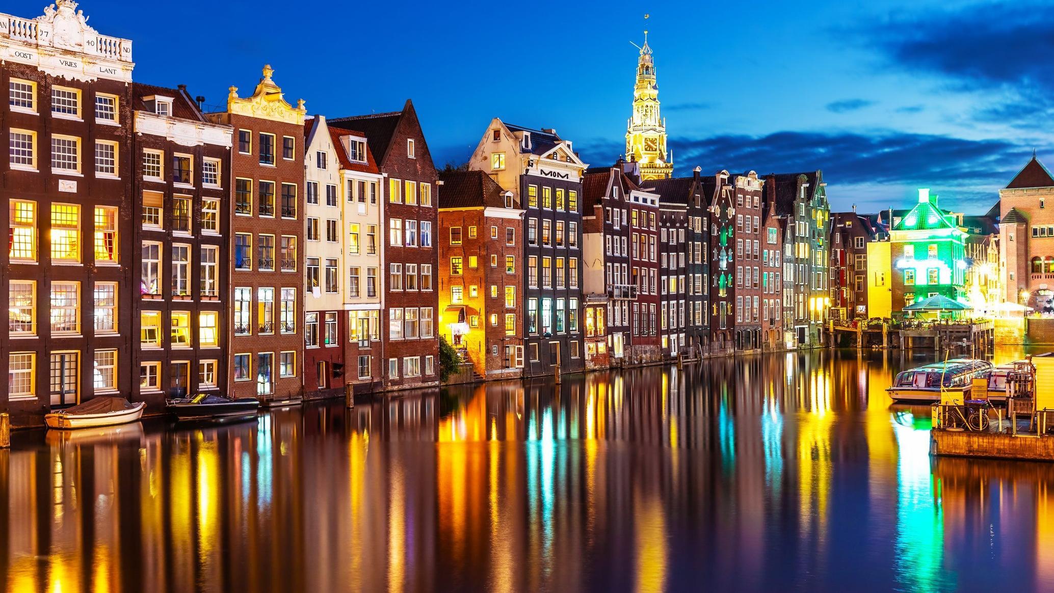 Wow! One-way direct flight from Calgary to Amsterdam for only 235 CAD including GST⚡️