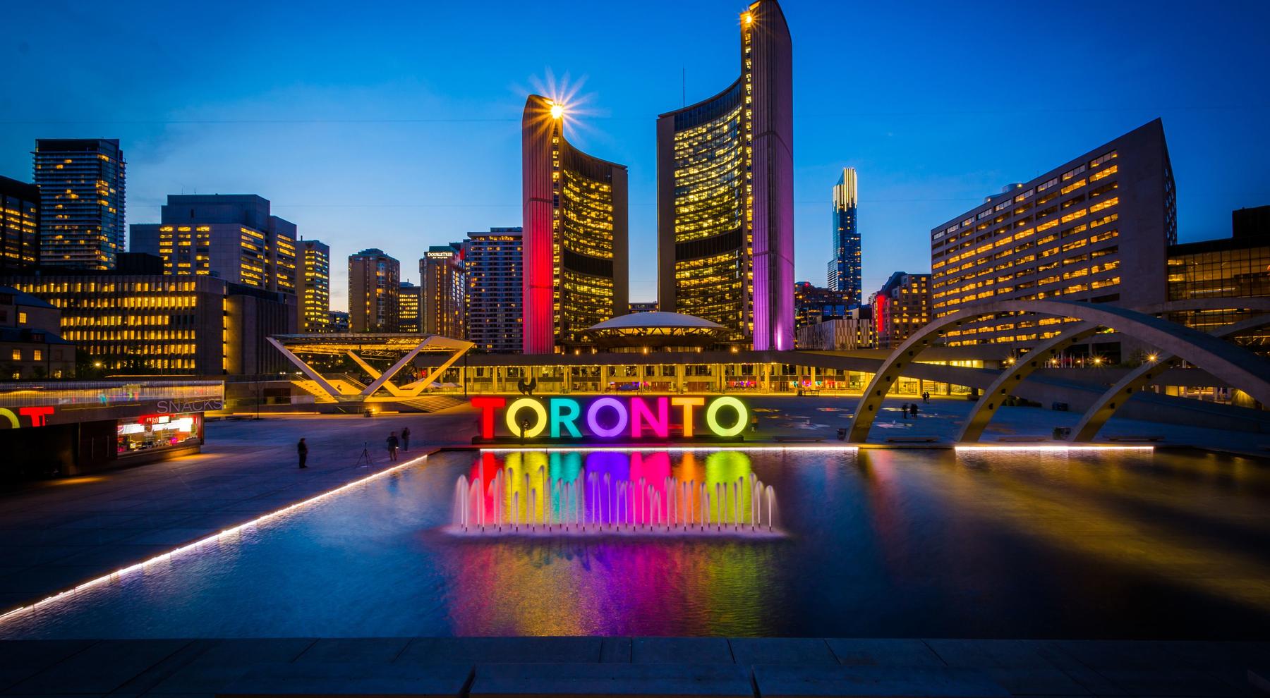 TOP 10 tourist spots in Toronto