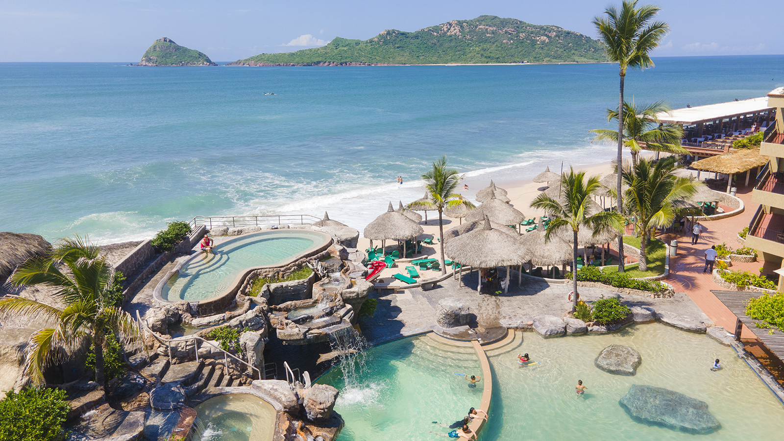 Round-trip direct flights from Abbotsford to Mazatlan for C$312 including GST!